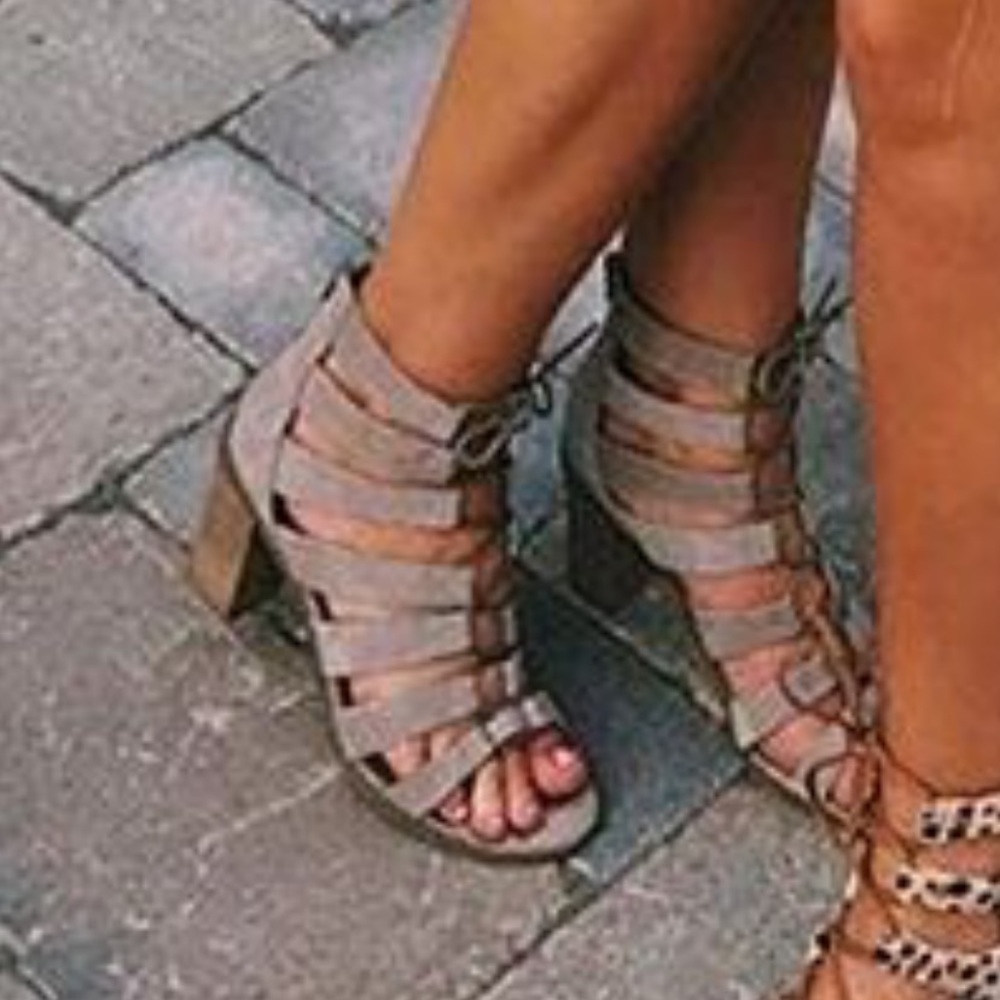 Steve Madden Lace Up Block Heels